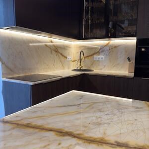 Calacatta Gold Polierte Marmorplatte 2 cm