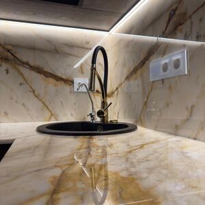 Calacatta Gold Polierte Marmorplatte 2 cm