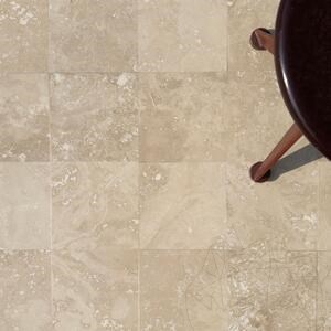 Klassischer, geschliffener Travertin im Kreuzschliff, 20.3 x 20.3 x 1.2 cm