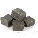 Anthrazitfarbener Splitface-Granit-Kopfstein 10 x 10 x 5 cm