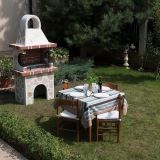 Traditioneller kleiner Gartengrill (Holzkohle/Holz, 100x60x210 cm, 650 kg, Rhodos-Naturstein, Ziegel)