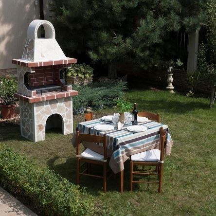 Traditioneller kleiner Gartengrill (Holzkohle/Holz, 100x60x210 cm, 650 kg, Rhodos-Naturstein, Ziegel)