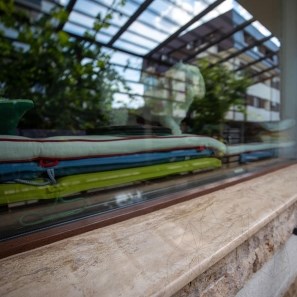 Travertin Latte Polisat 2 cm - Arbeitsplatten, Stufen, Glasuren und personalisierte Stücke