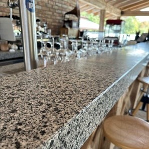 Granit Arctic Grey, Polisat 1,8 cm - Arbeitsplatten, Stufen, Glasuren und Sonderanfertigungen