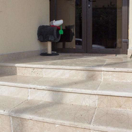 Classic Cross Cut Brushed +Bullnose 1L Travertin, 61 x 30,5 x 3 cm (Treppen & Poolabdeckung)