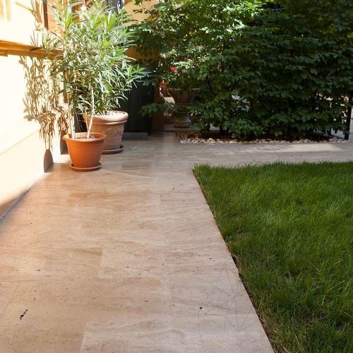 Latte Gebürstet PREMIUM Travertin 61 x 40.6 x 3 cm