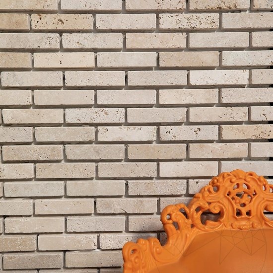 Klassischer Travertin mit Kreuzschliff, getrommelt 20.3 x 5 x 3 cm