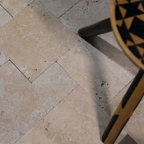 Travertin Classic Cross Cut Antik/Getrommelt Mini Römischer Verband 1 cm