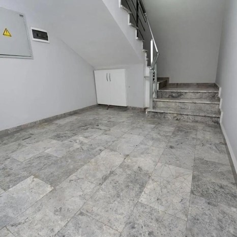 Tundra Grau Geschliffener Marmor 61 x 30,5 x 1,2 cm