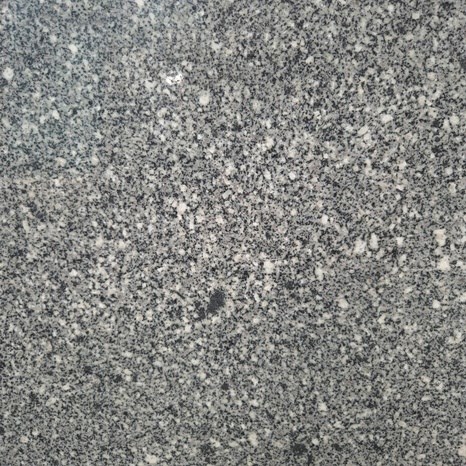 Granit Hera poliert 2 cm – Arbeitsplatten, Stufen, Glasuren und personalisierte Teile