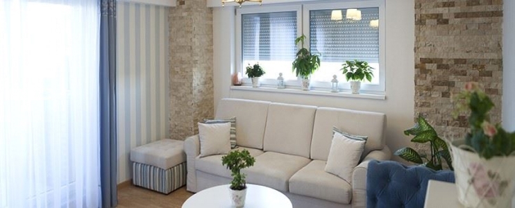 Ideen für die Dekoration eines romantischen Wohnzimmers