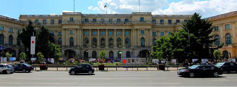 Entdecken Sie die einzigartige Geschichte und Architektur des Königspalastes in Bukarest
