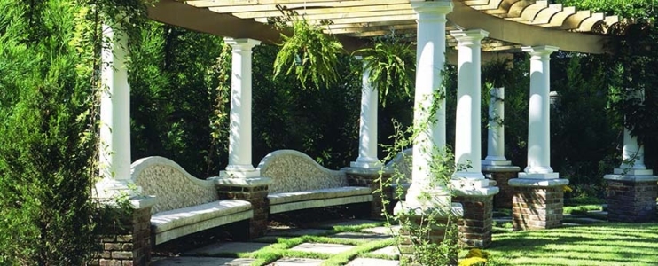 Gartengestaltung: Pavillon mit Säulen