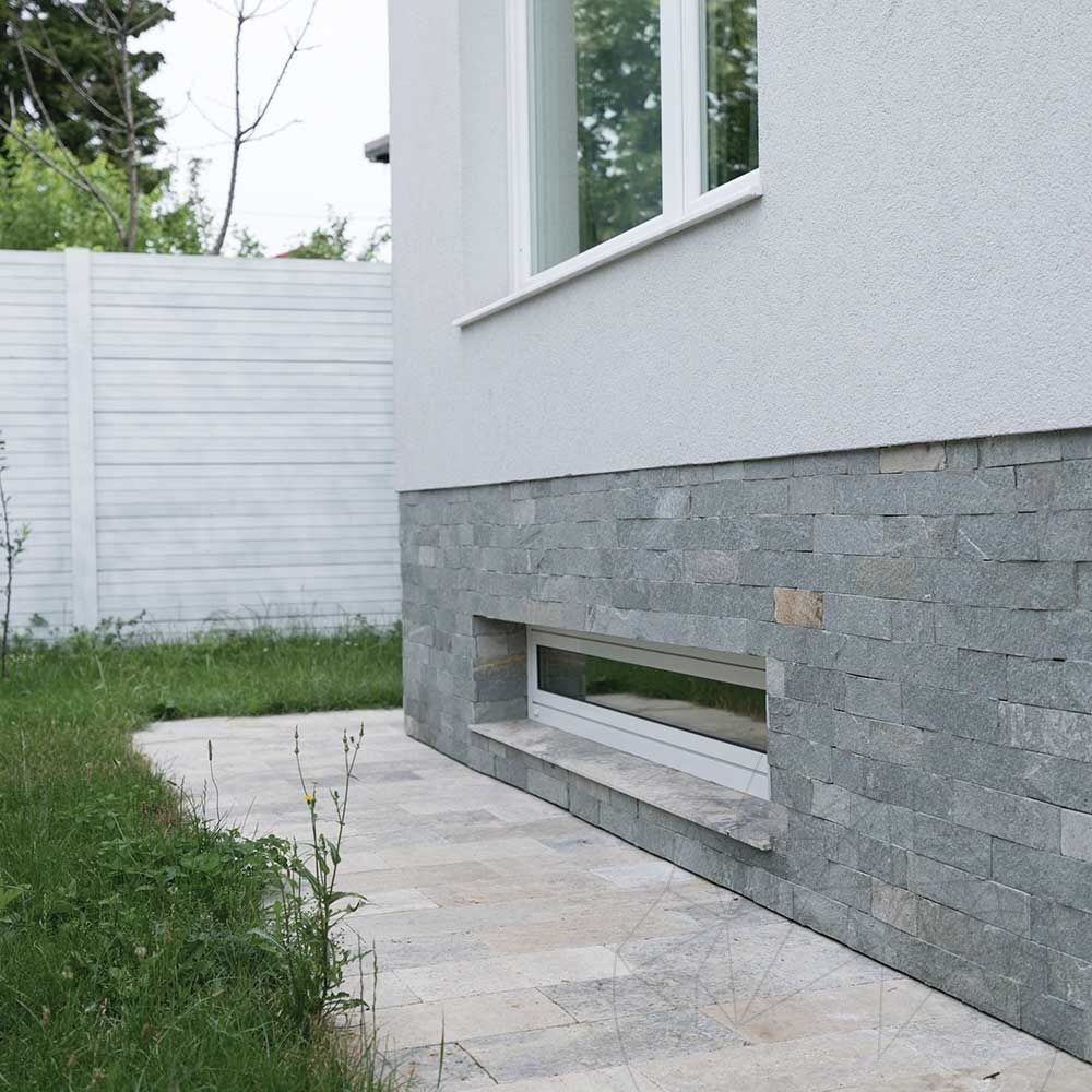 Natural stone cladding. modern decoration. Kavala Slate Riven 10 cm x