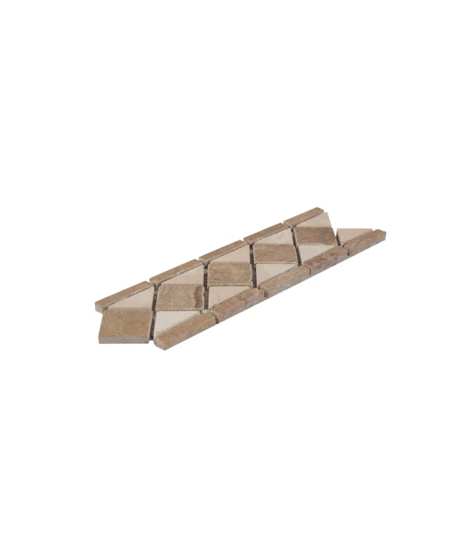 Classic & Noce Getrommelter Travertin B21 Einfassung