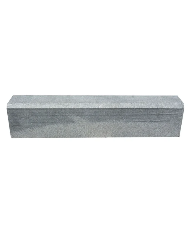 Anthrazitfarbener Granit Bordstein 10 x 15 x 50 cm (Fase 1L - 2 cm)
