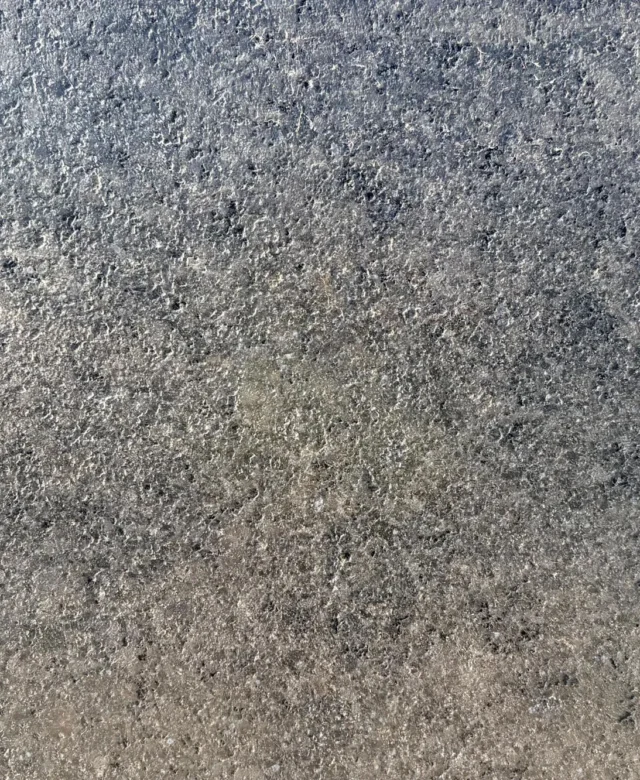 Granite Black Pearl, Leather Finish 2 cm - Arbeitsplatten, Stufen, Glasuren und maßgefertigte Teile